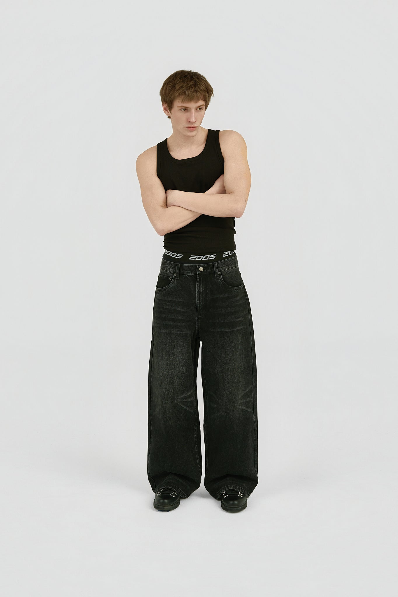 BAGGY FIT WASHED BLACK DENIM