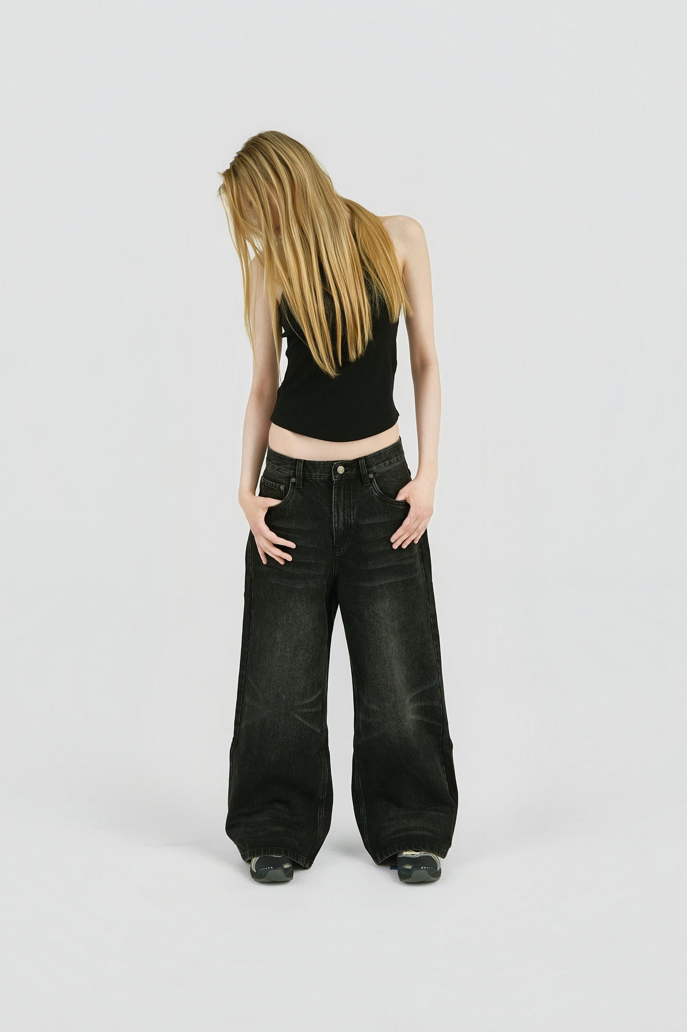 BAGGY FIT WASHED BLACK DENIM
