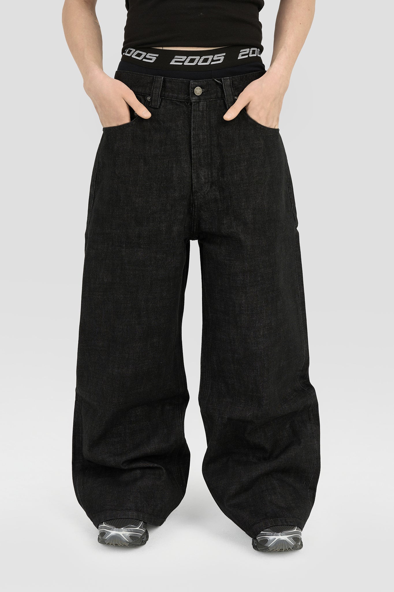ULTRA BAGGY FIT RAW DENIM - BLACK