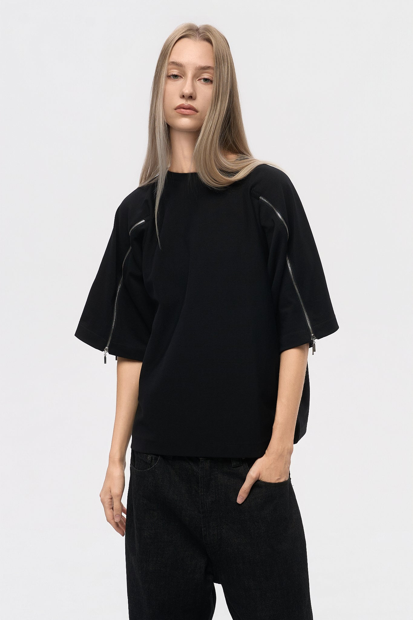 Zip Tee - Black
