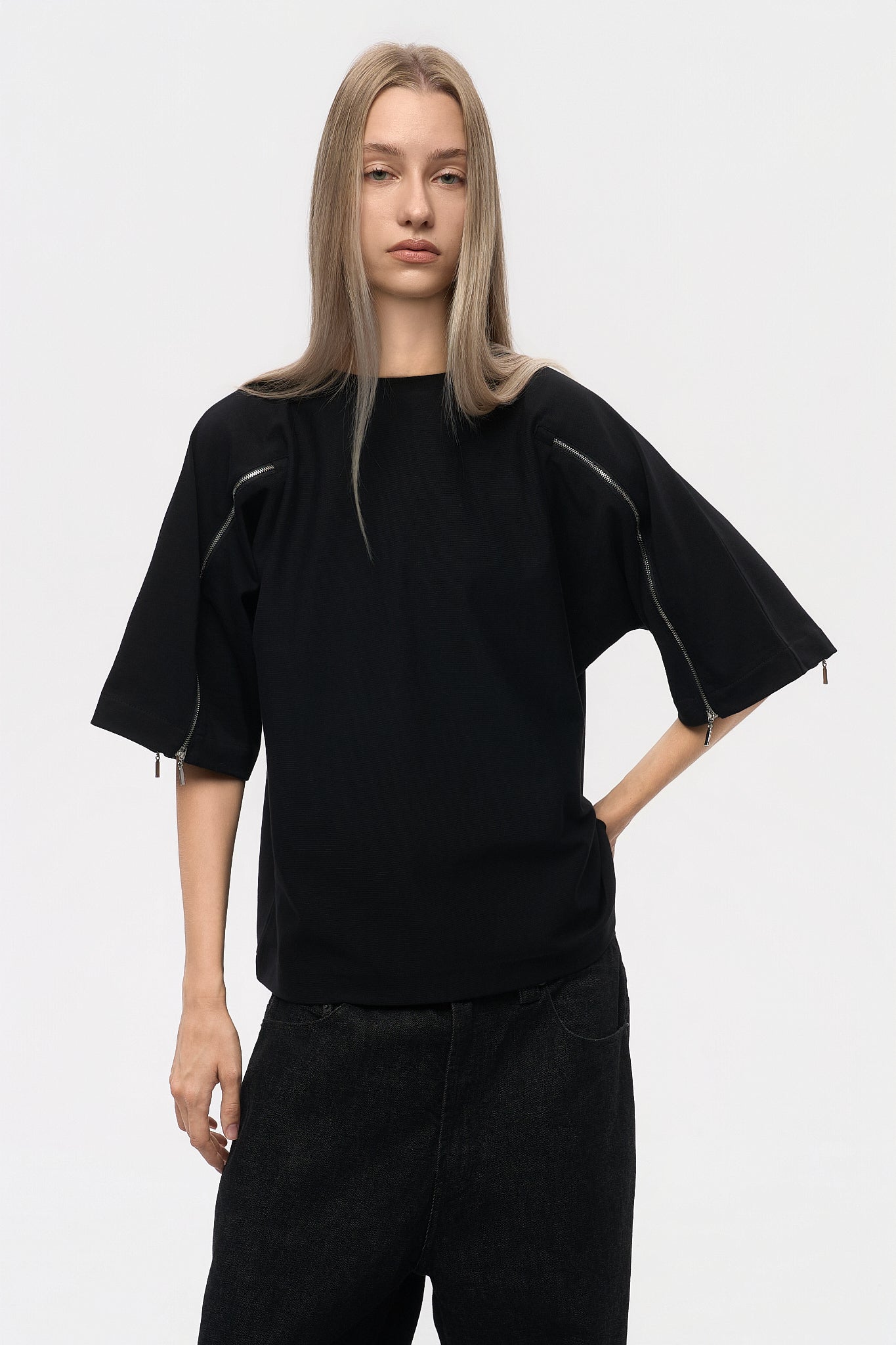 Zip Tee - Black