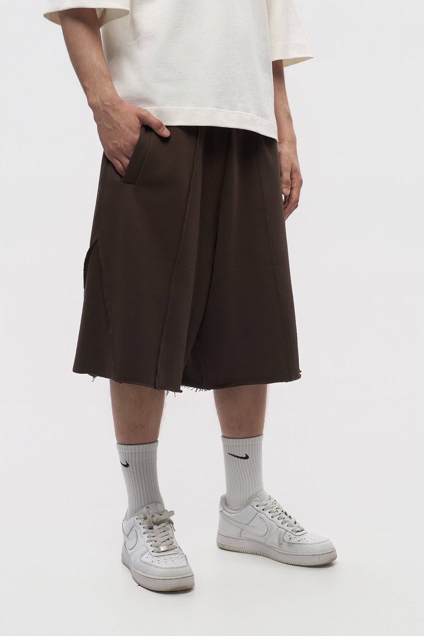 Uniform Shorts - Dark Mocha
