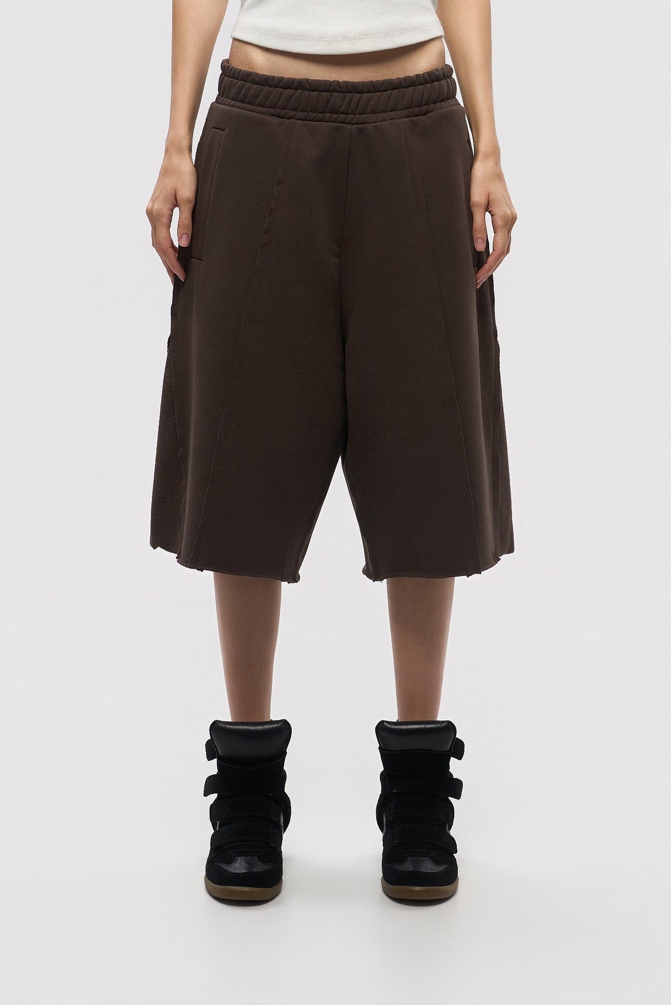 Uniform Shorts - Dark Mocha