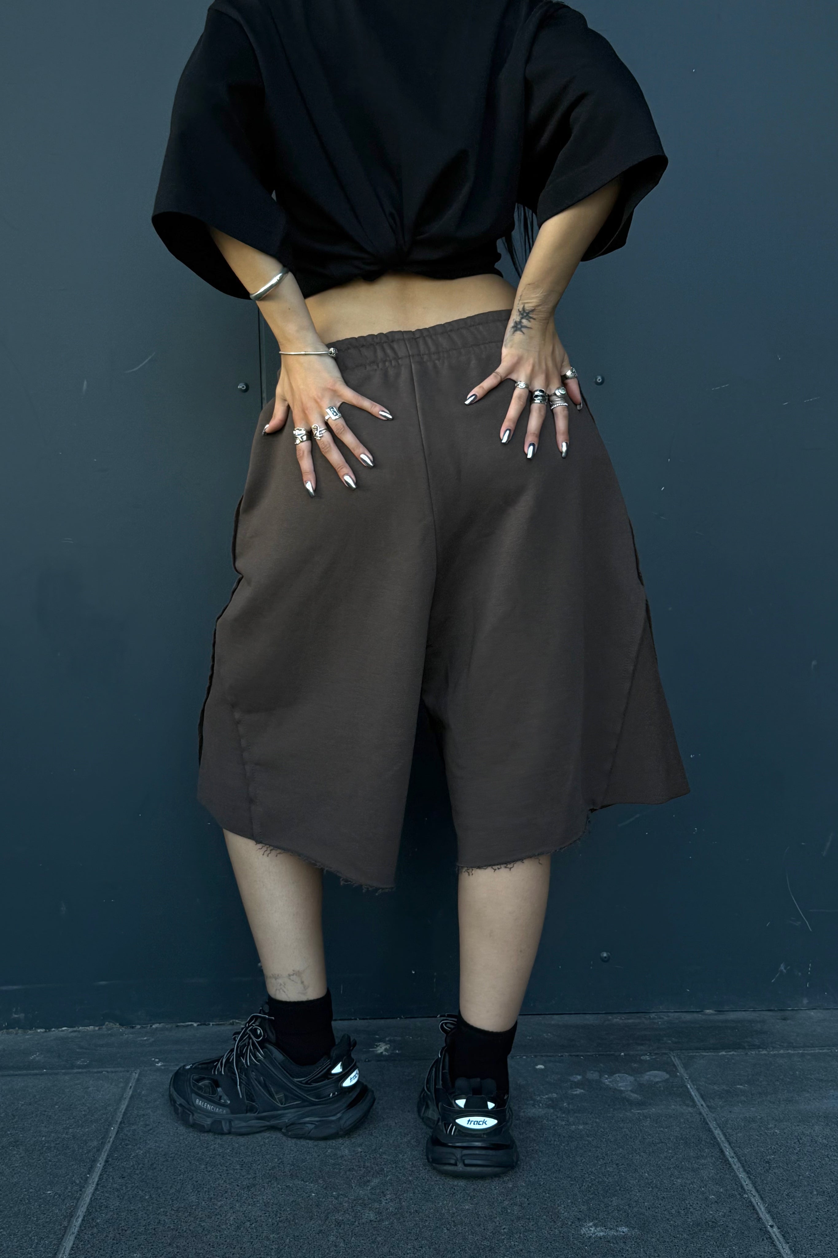 Uniform Shorts - Dark Mocha